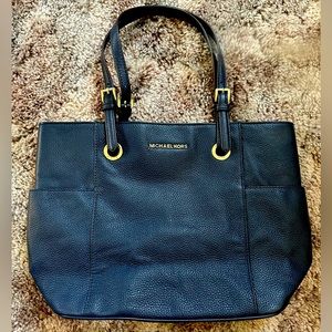 Michal Kors Jet Set Tote Navy